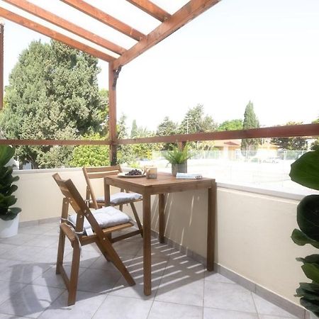 Beautiful Apartment In Harbour Paphos, Central & Close To Beach ภายนอก รูปภาพ