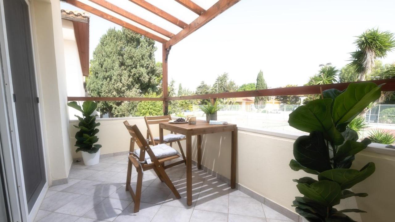 Beautiful Apartment In Harbour Paphos, Central & Close To Beach ภายนอก รูปภาพ